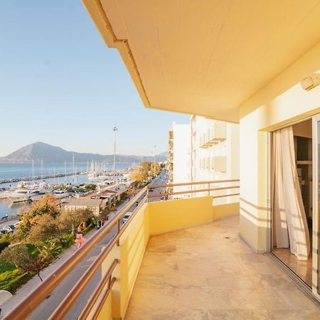 Sea Front Luxury Apartment Pátra Eksteriør bilde