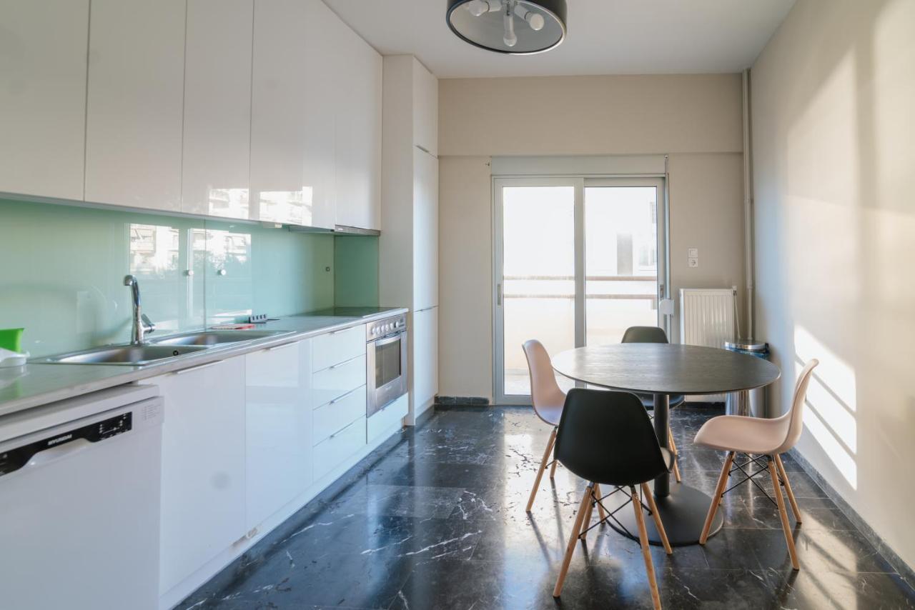 Sea Front Luxury Apartment Pátra Eksteriør bilde